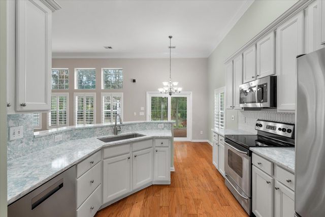 127 Carolinian Drive, Summerville, SC 29485