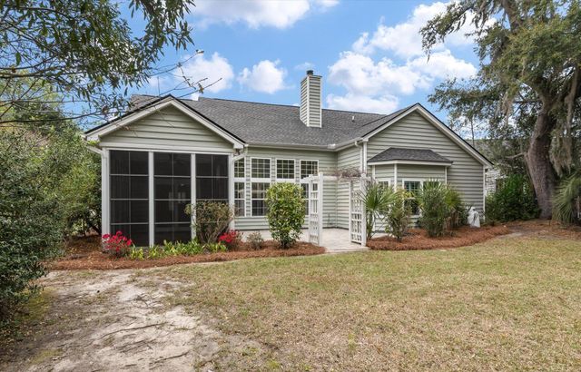 127 Carolinian Drive, Summerville, SC 29485