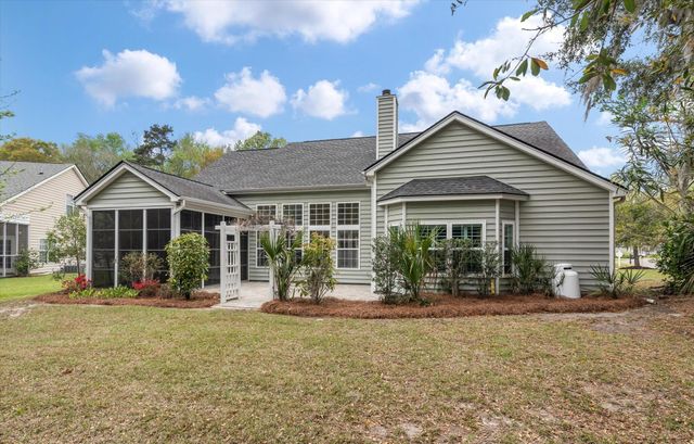 127 Carolinian Drive, Summerville, SC 29485