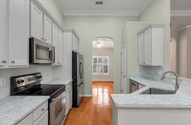 127 Carolinian Drive, Summerville, SC 29485