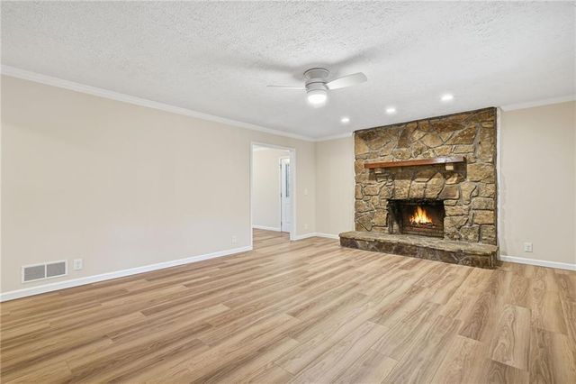 6231 Reinhardt College Parkway, Waleska, GA 30183