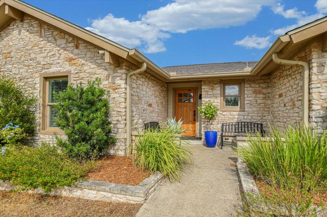 9000 Rock Way DR, Austin, TX 78736