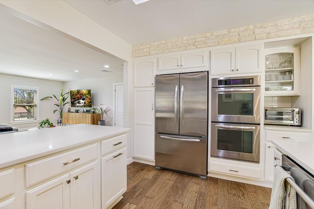 9000 Rock Way DR, Austin, TX 78736