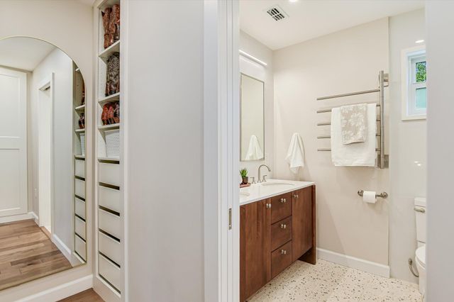 9000 Rock Way DR, Austin, TX 78736