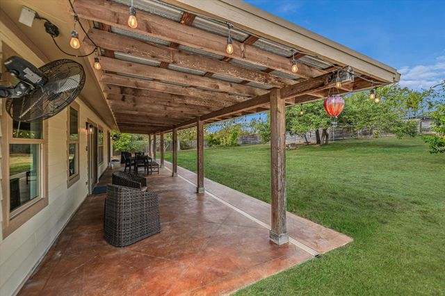 9000 Rock Way DR, Austin, TX 78736
