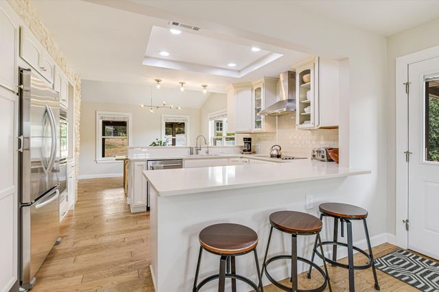 9000 Rock Way DR, Austin, TX 78736
