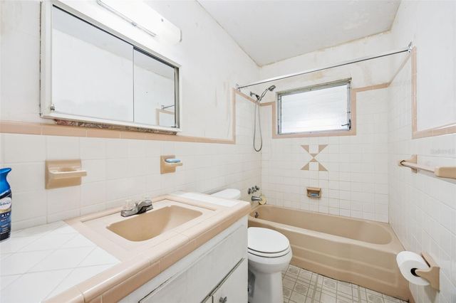 3733 SURREY DRIVE, Orlando, FL 32812