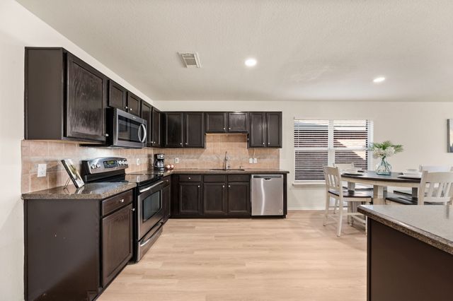 5025 Senator Drive, Fort Worth, TX 76244