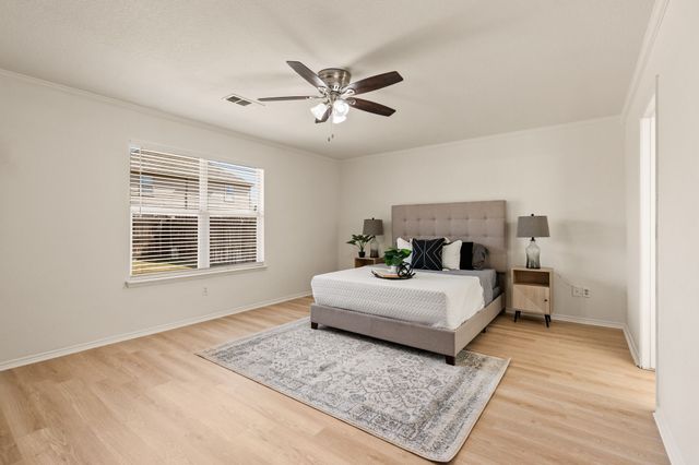 5025 Senator Drive, Fort Worth, TX 76244