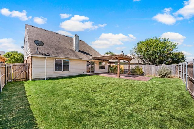 5025 Senator Drive, Fort Worth, TX 76244