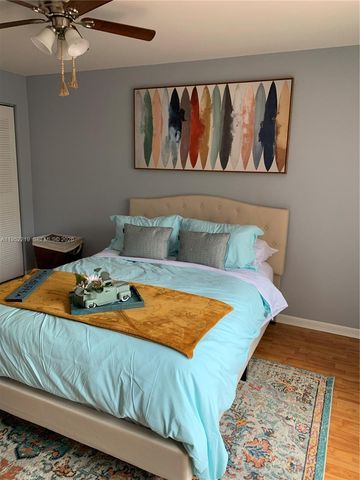 1050 Summit Trail Cir B, West Palm Beach, FL 33415