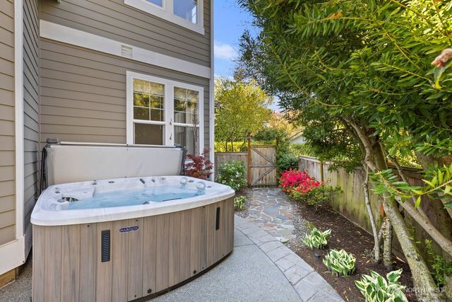 1828 4th Street, Kirkland, WA 98033