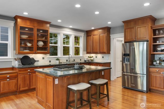 1828 4th Street, Kirkland, WA 98033