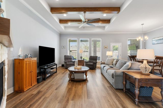 4345 Fox River Lane, Bryan, TX 77802