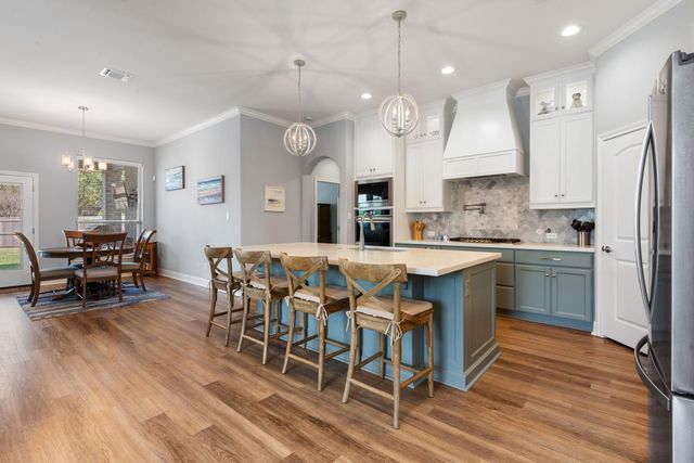 4345 Fox River Lane, Bryan, TX 77802