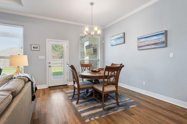 4345 Fox River Lane, Bryan, TX 77802