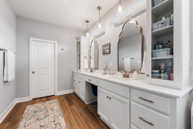 4345 Fox River Lane, Bryan, TX 77802