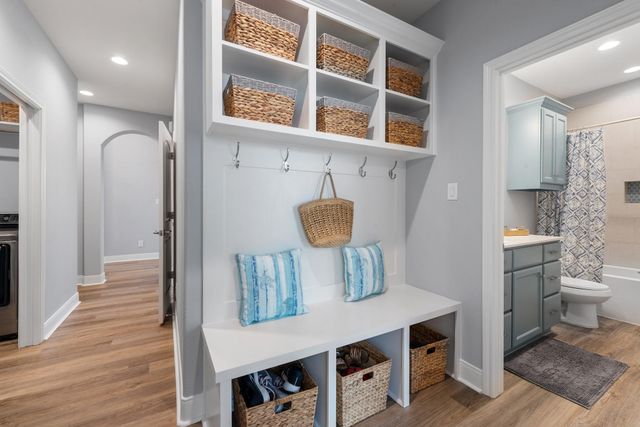 4345 Fox River Lane, Bryan, TX 77802