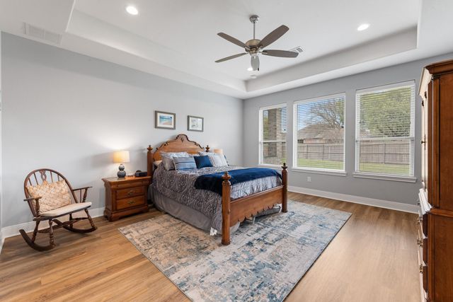 4345 Fox River Lane, Bryan, TX 77802