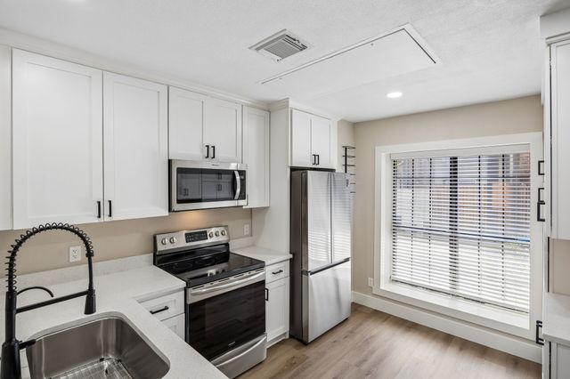 3904 Rawlins Street 116, Dallas, TX 75219
