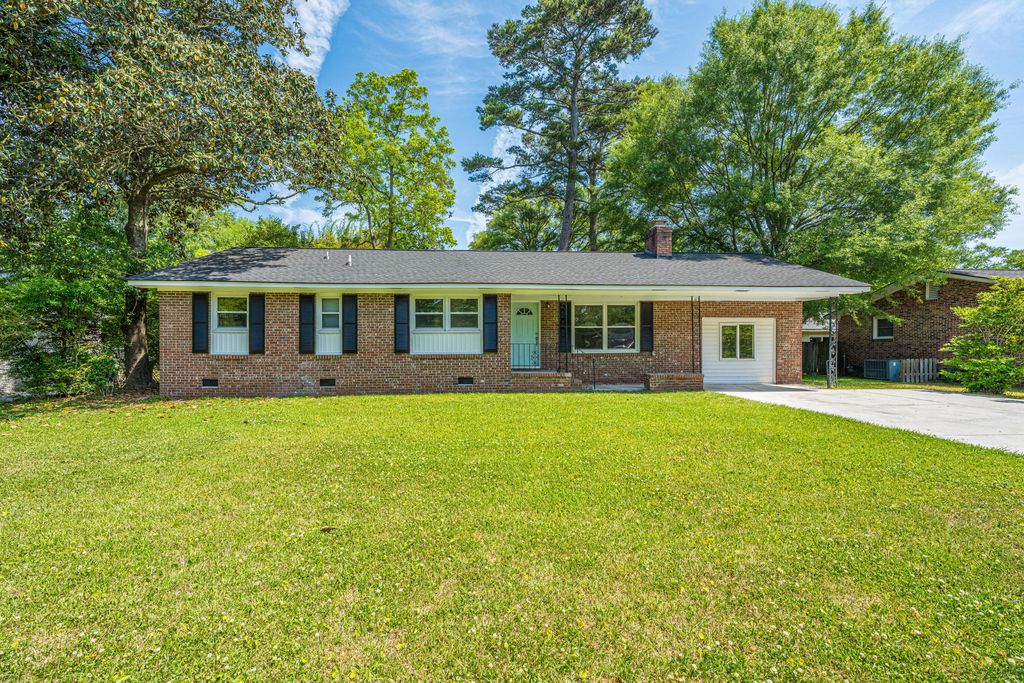 113 Monroe Drive, Ladson, SC 29456