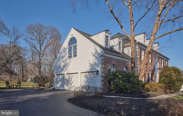 1052 S KIMBLES RD, Yardley, PA 19067