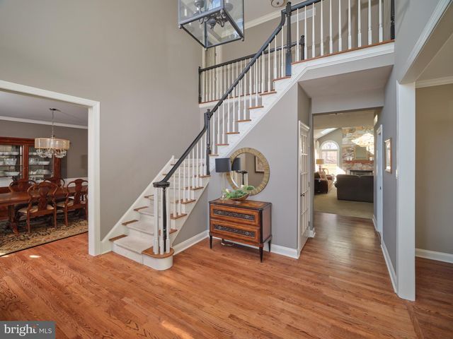 1052 S KIMBLES RD, Yardley, PA 19067