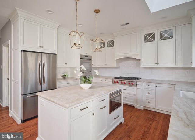 1052 S KIMBLES RD, Yardley, PA 19067