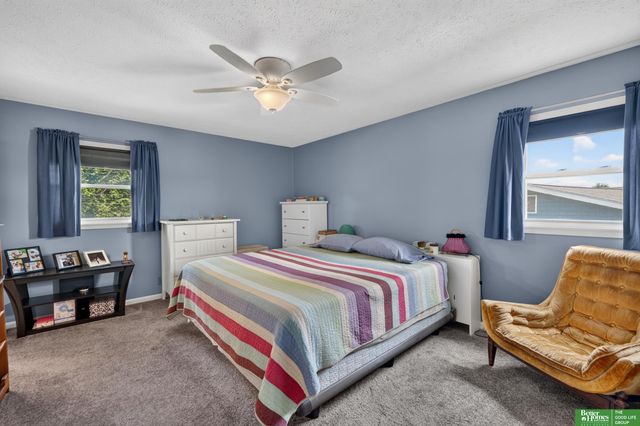 10320 Hilltop Road, Omaha, NE 68134