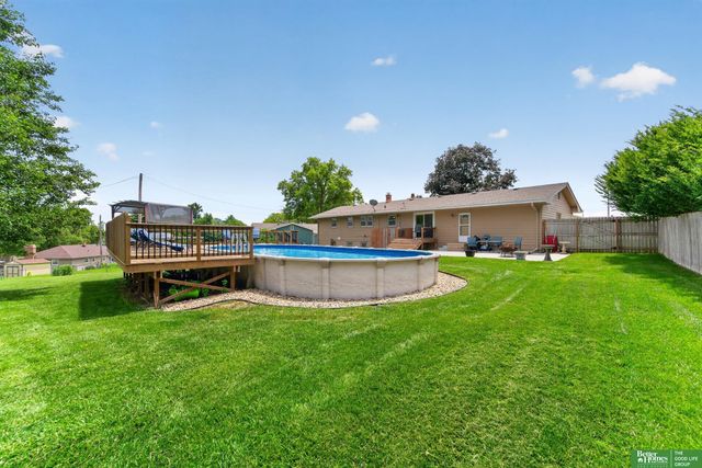 10320 Hilltop Road, Omaha, NE 68134