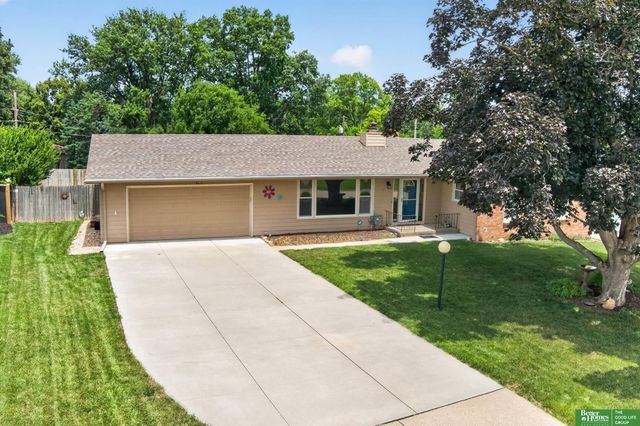 10320 Hilltop Road, Omaha, NE 68134