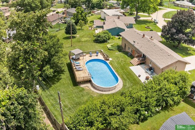 10320 Hilltop Road, Omaha, NE 68134