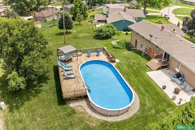 10320 Hilltop Road, Omaha, NE 68134