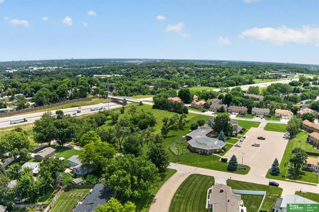 10320 Hilltop Road, Omaha, NE 68134