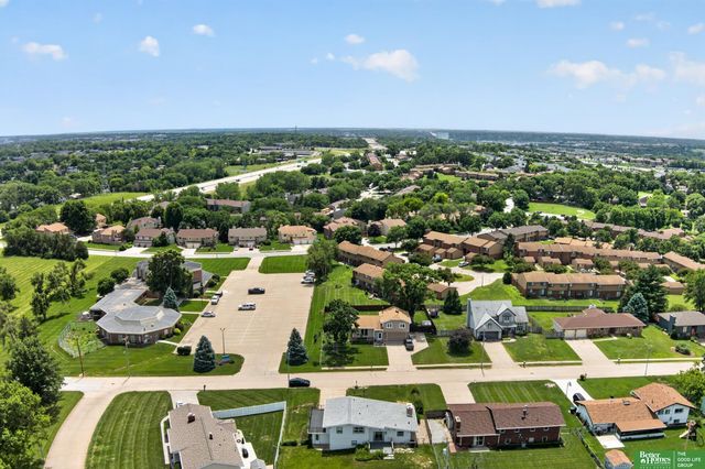 10320 Hilltop Road, Omaha, NE 68134