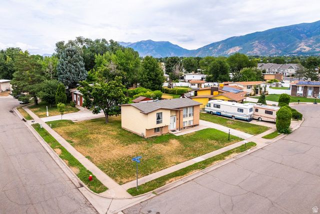 801 E 700 N, Layton, UT 84041