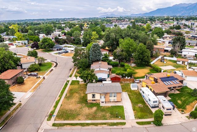 801 E 700 N, Layton, UT 84041
