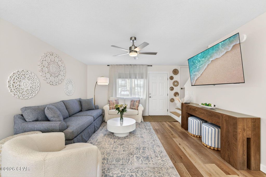 138 W Leslie Lane, Panama City Beach, FL 32407