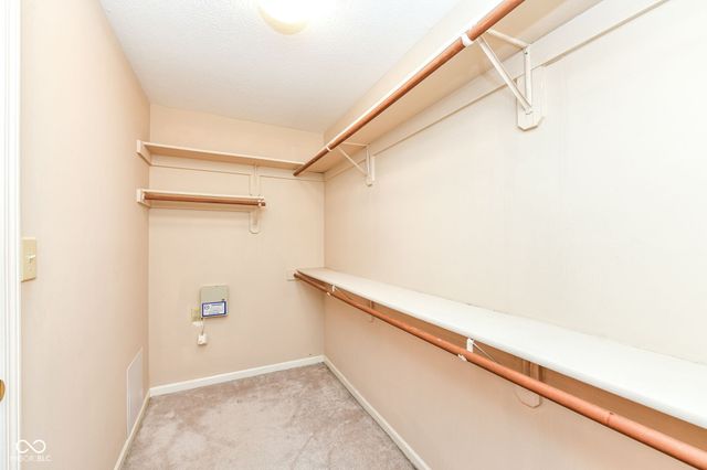 9234 Crossing Drive, Fishers, IN 46037