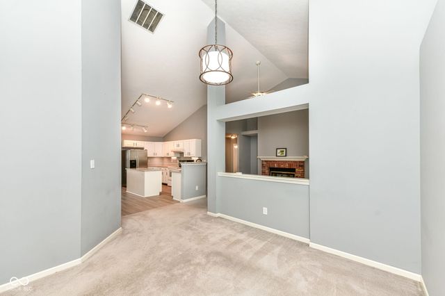 9234 Crossing Drive, Fishers, IN 46037