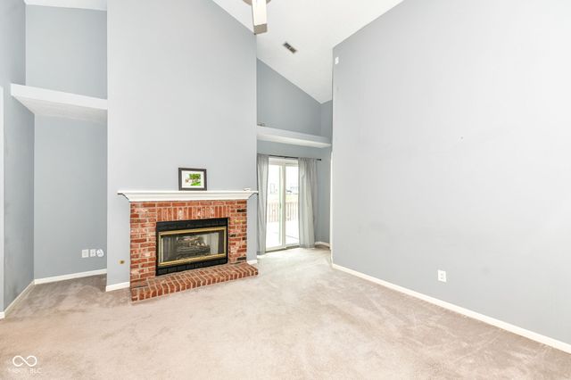 9234 Crossing Drive, Fishers, IN 46037