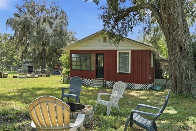 11645 E Salmon Drive, Floral City, FL 34436