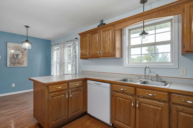 204 Arrowhead Road, Willard, MO 65781