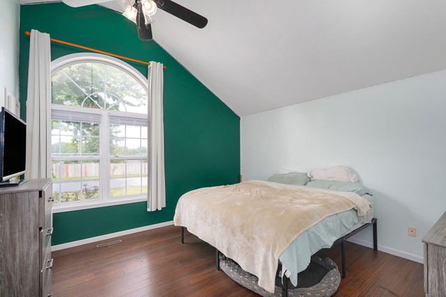 204 Arrowhead Road, Willard, MO 65781
