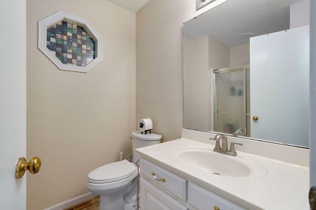 204 Arrowhead Road, Willard, MO 65781