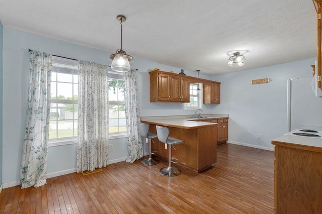 204 Arrowhead Road, Willard, MO 65781