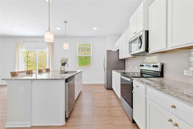100 Summerwood Lane, Dawsonville, GA 30534
