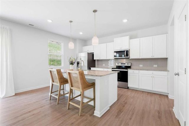100 Summerwood Lane, Dawsonville, GA 30534