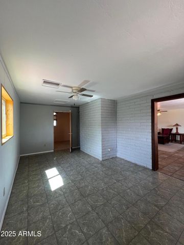 374 W Duane Street, Benson, AZ 85602