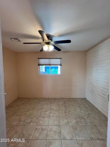 374 W Duane Street, Benson, AZ 85602